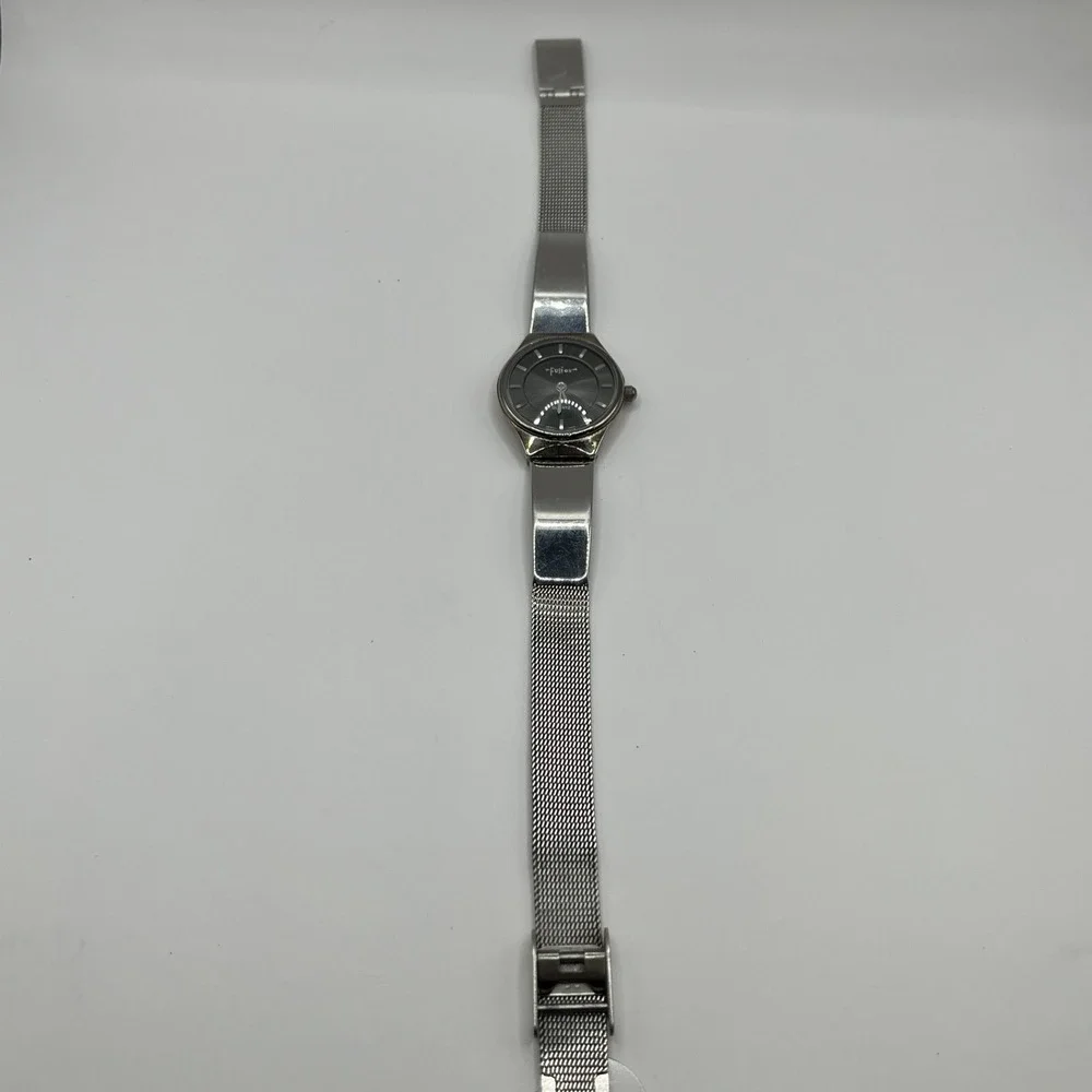 Fusion Atomic Wristwear Mesh Band Quartz Analog Women's‎ Watch- New Battery!